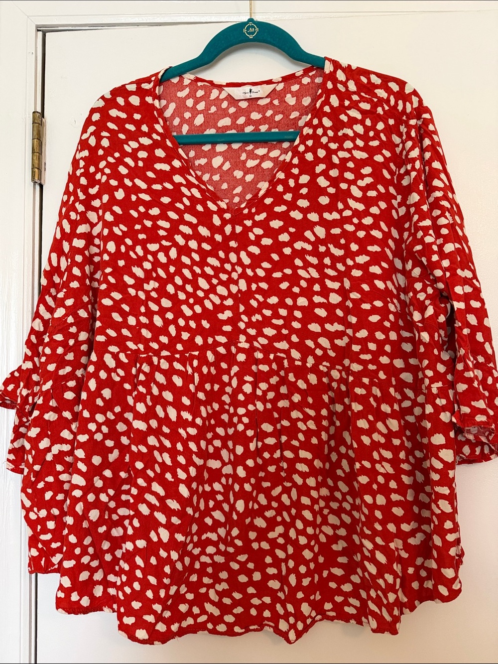 3x  Agnes Ornida top EUC